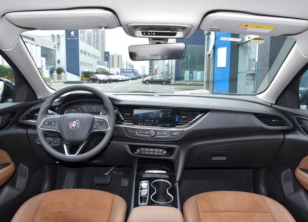 车主喜提广汽传祺gs3,车主喜提别克君威gs