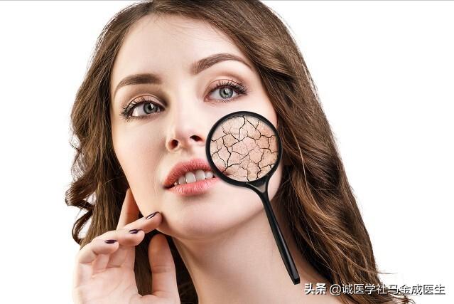 夏天脸油秋天脸很干中医辨证,脸上出油汗多的中医治疗