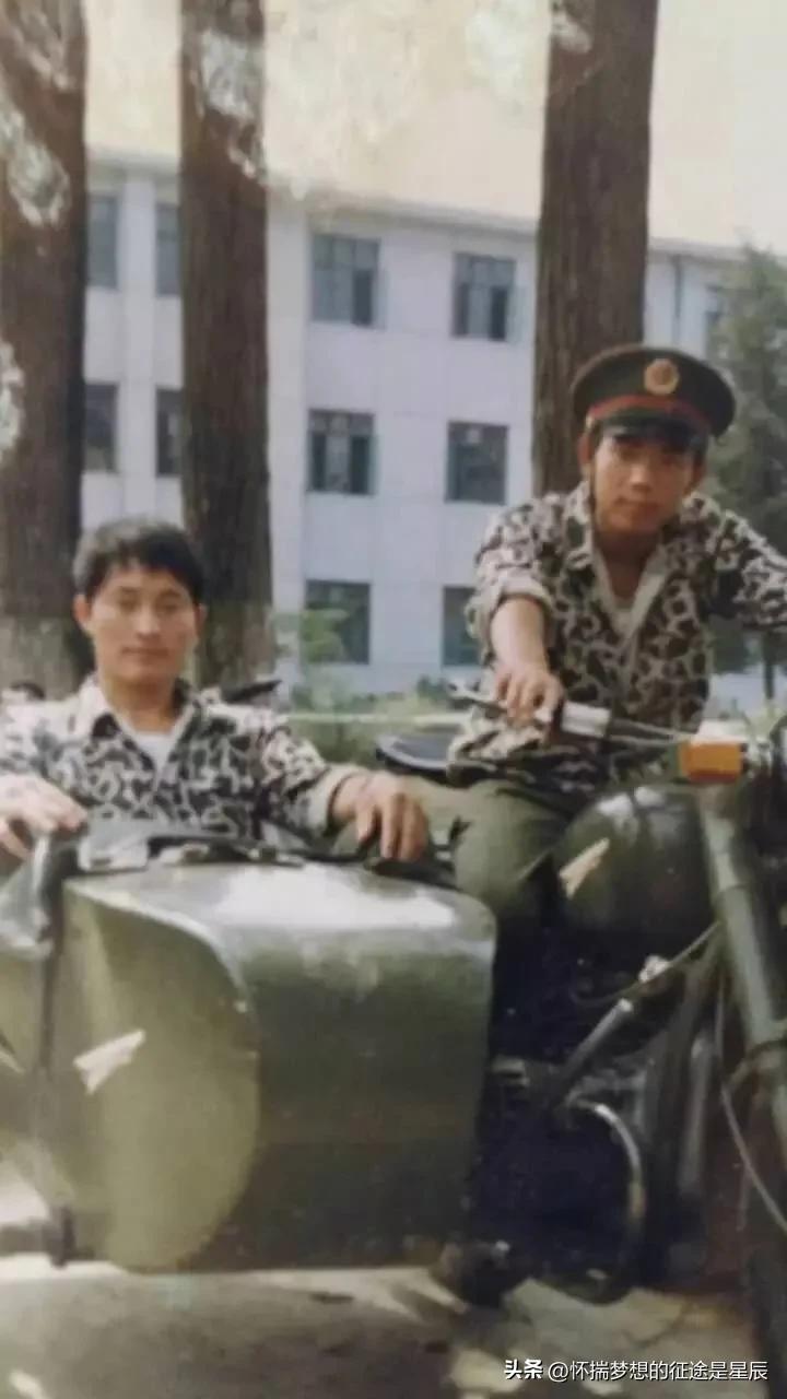 解放军混搭风格,解放军混搭迷彩