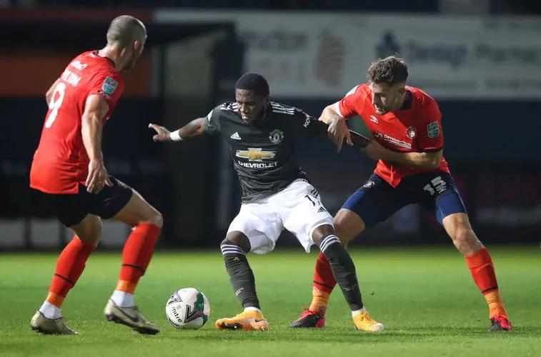 英超最后一轮卢顿还有没有希望,卢顿拿什么踢英超