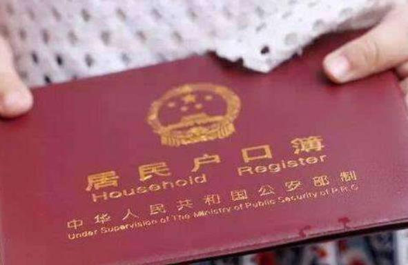 一年级小学生名字太难写,小学生因名字简单红了