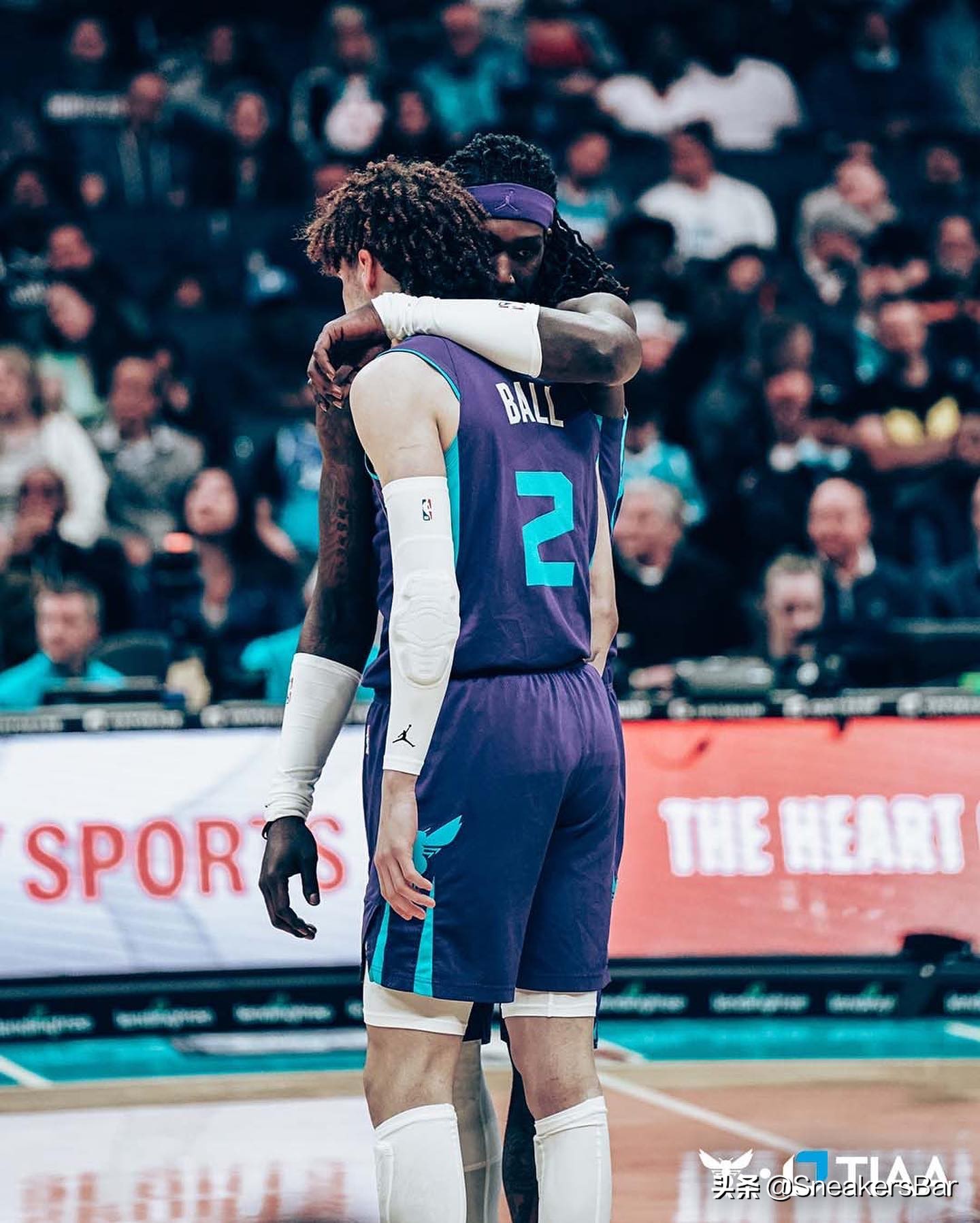 今日nba球星上脚球鞋一览2019,nba球星球鞋每日上脚詹姆斯