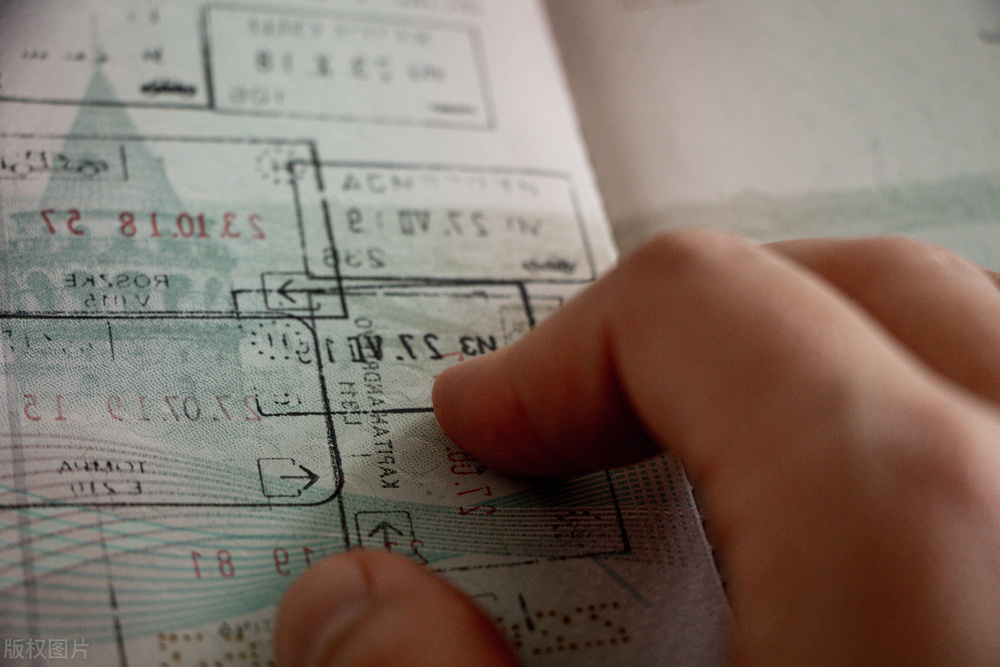 办理护照进度查询无消息了,护照快到期了怎么快速的办理护照