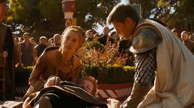 荆棘女王南希佩洛西的高光时刻