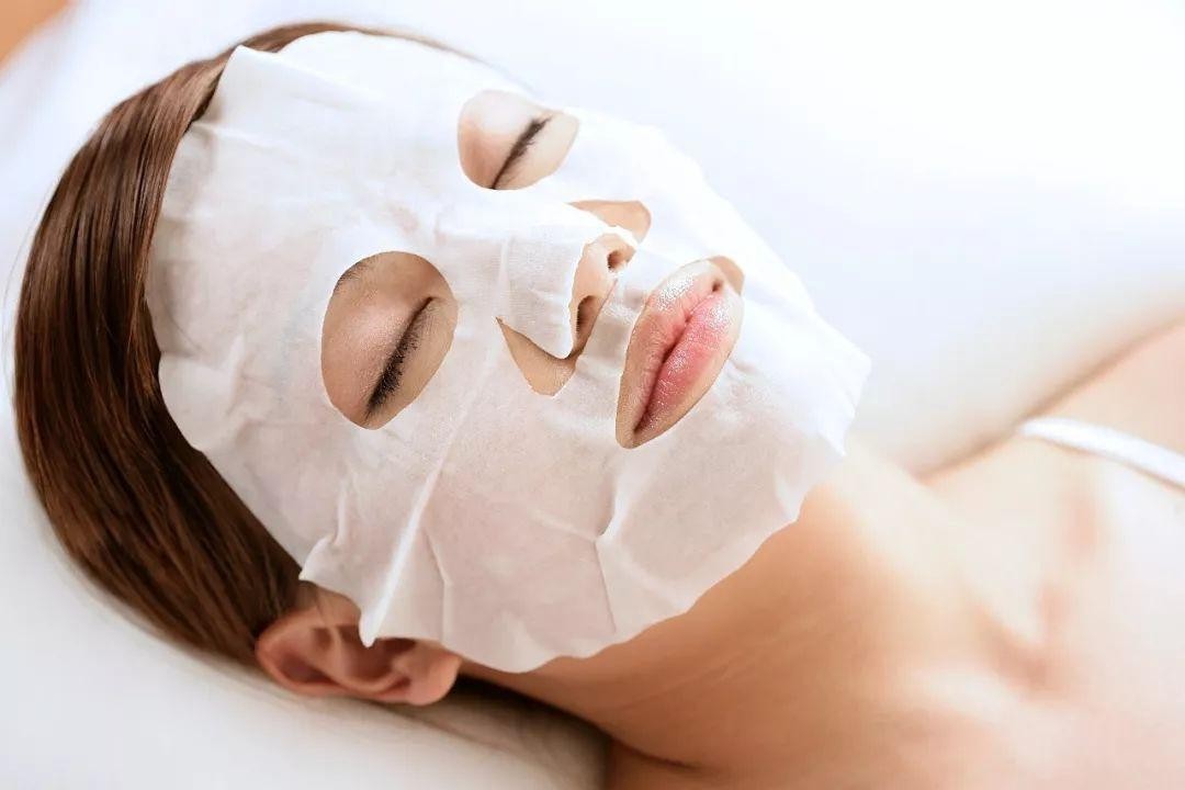 中医脸上黑点内调方法,脸上长斑内调看什么中医