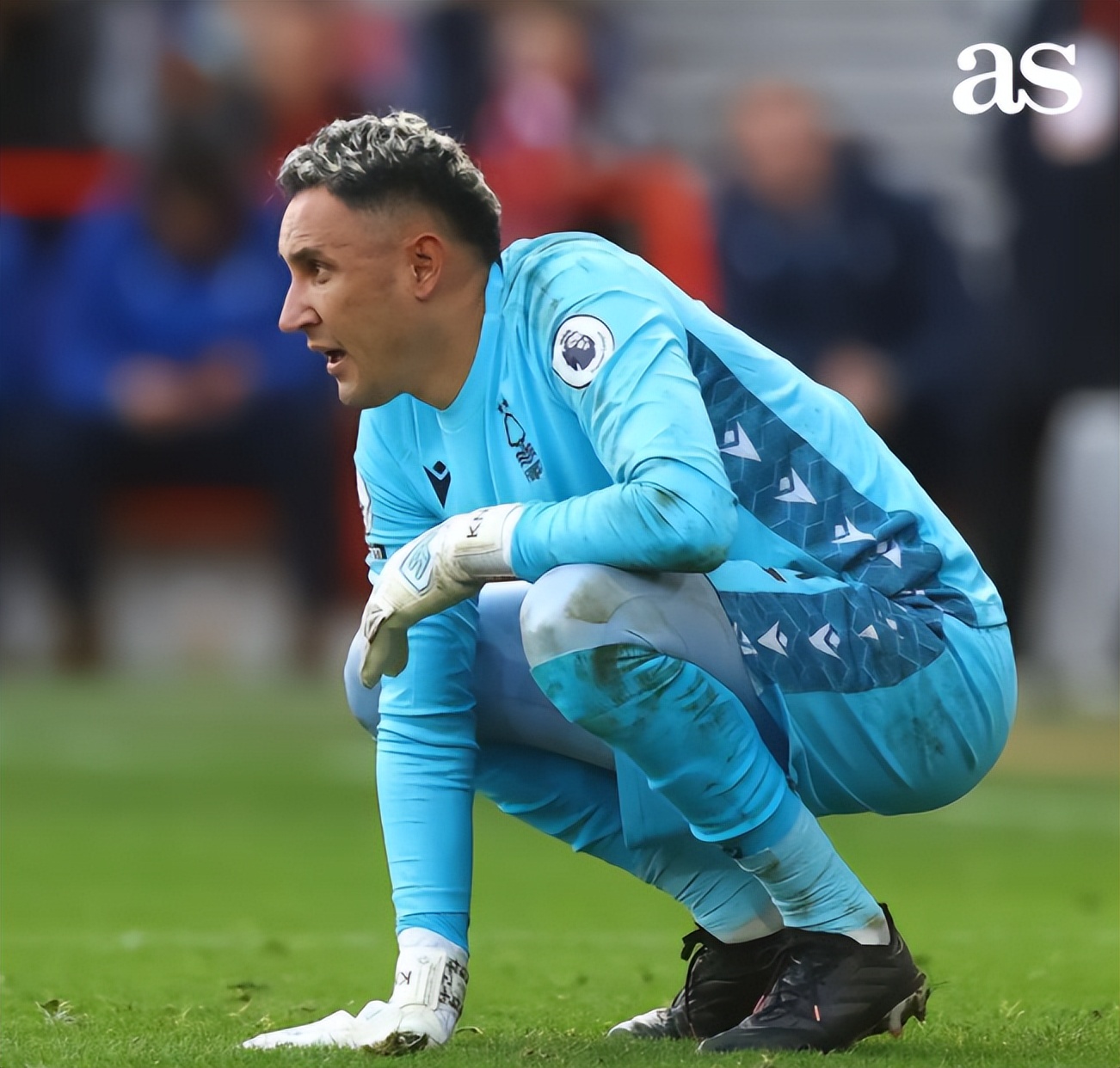 巴黎3-1爆冷,巴黎15惨败