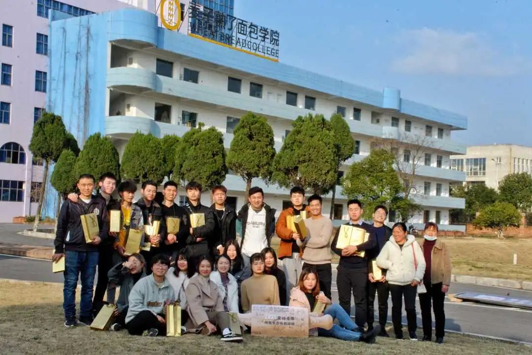 四冠王！专注面包领域，做实用产品！独家采访「林业强」