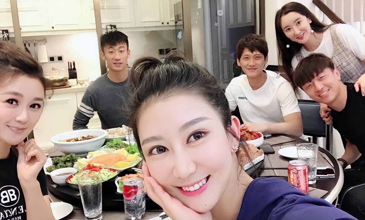 中国男足成员家庭背景,中国男足豪车别墅