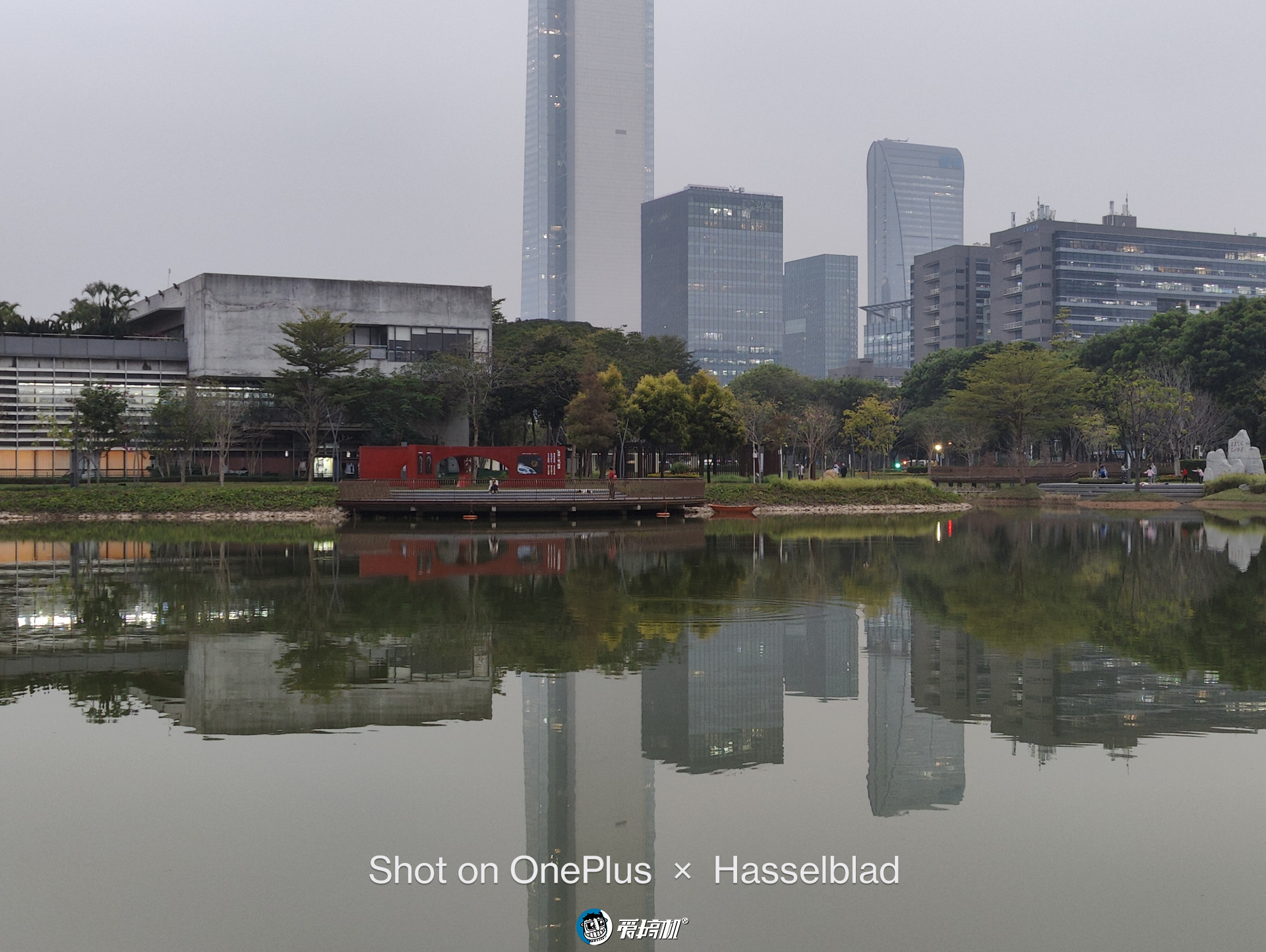 一加10pro对比苹果13,一加10pro和小米mix4