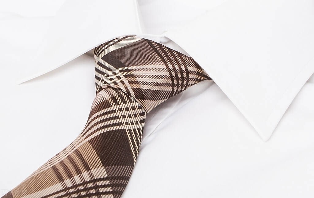 情侣之间有一样东西不能送，该送什么代表什么意思，七夕你试试