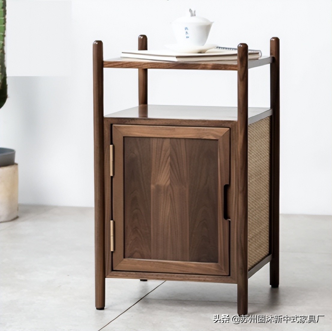 禅意新中式原木大平层,新中式原木禅意软装元素