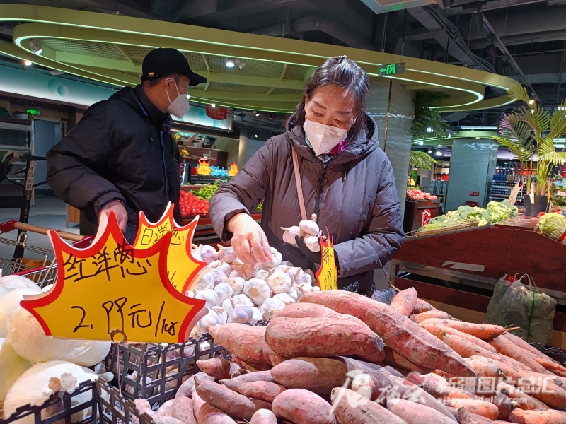 乌鲁木齐市76家大型商超、商业综合体恢复营业