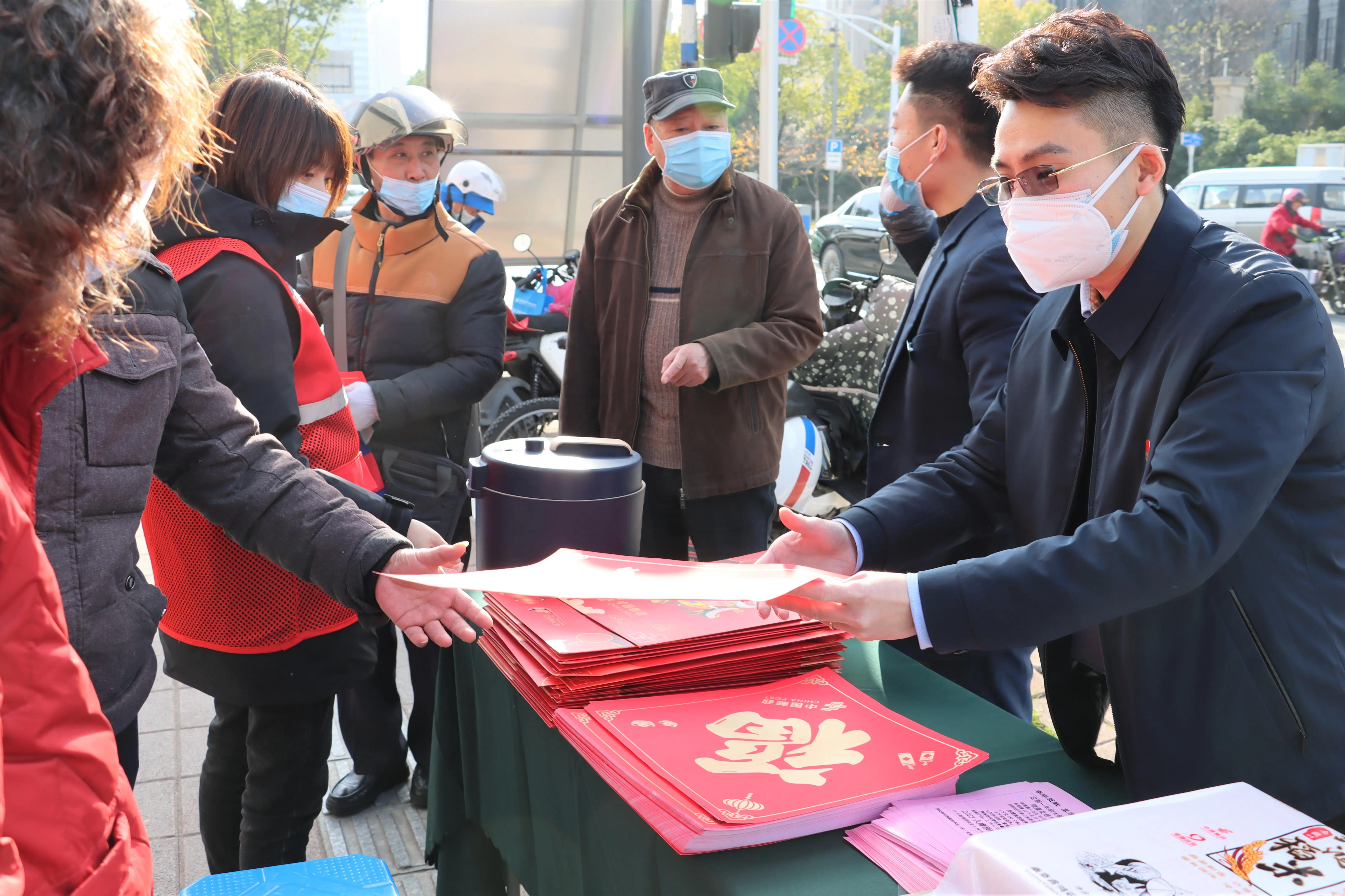 为老人送温暖志愿服务,为社区老人服务献一份爱心