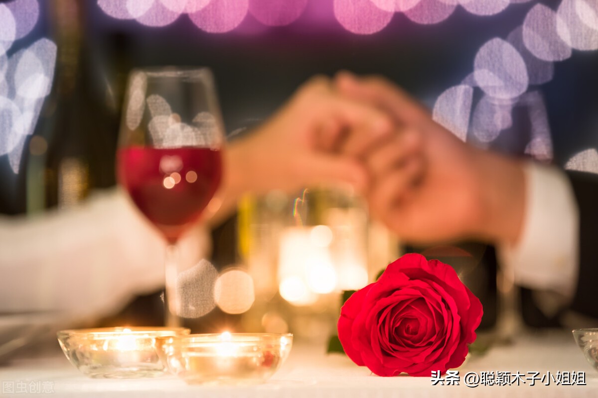 异性男人动了真情的六种表现,异性之间动了真情会有这样的默契