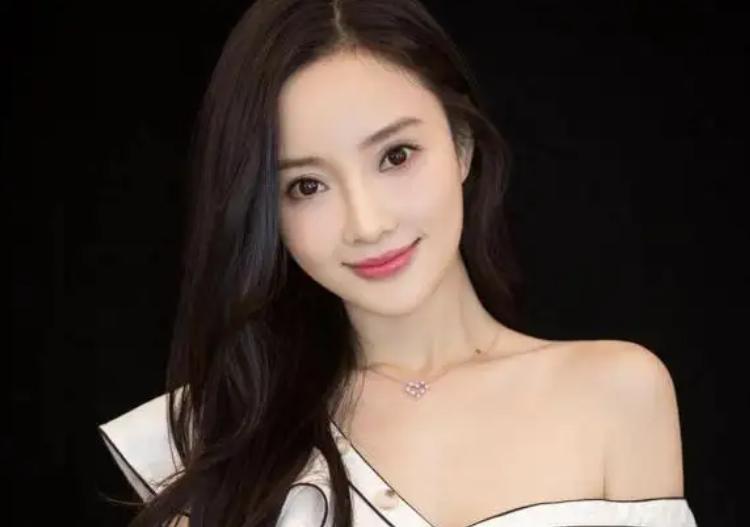 娱圈8位超级渣女，有人让郑凯当备胎，有人找了47个男友