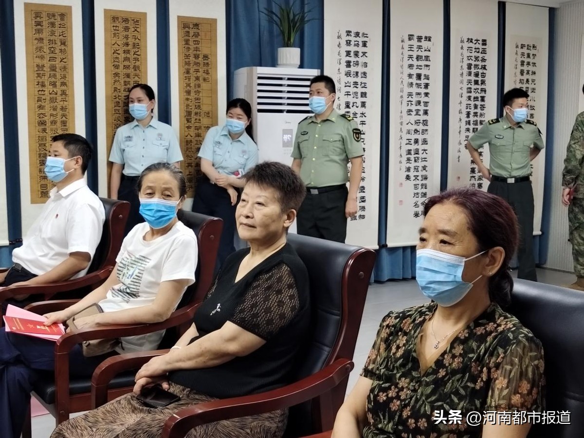 翰墨写初心丹心颂党恩,翰墨写初心丹青颂党恩书法内容