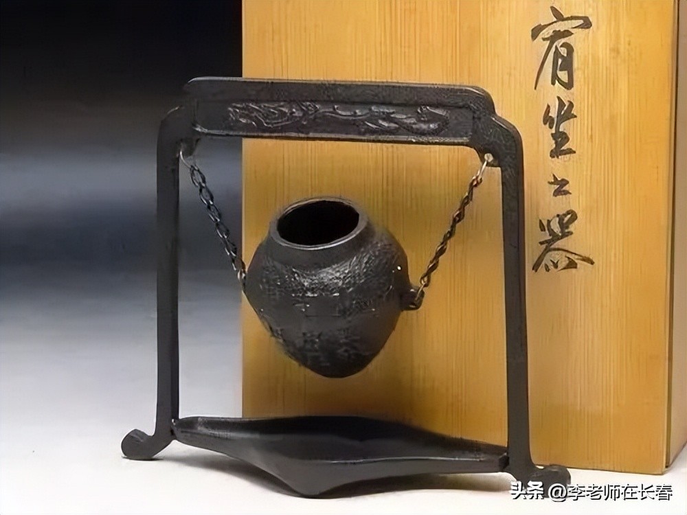 座右铭为何不叫“座左铭”？且看它的由来