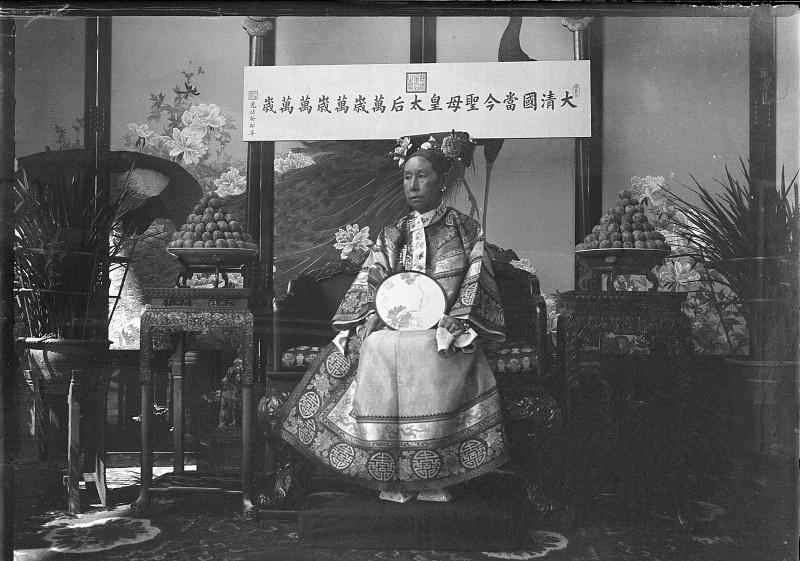 【晚清*楼青**秘史】*楼青**女媚态撩心，丰乳肥臀，风情再现！