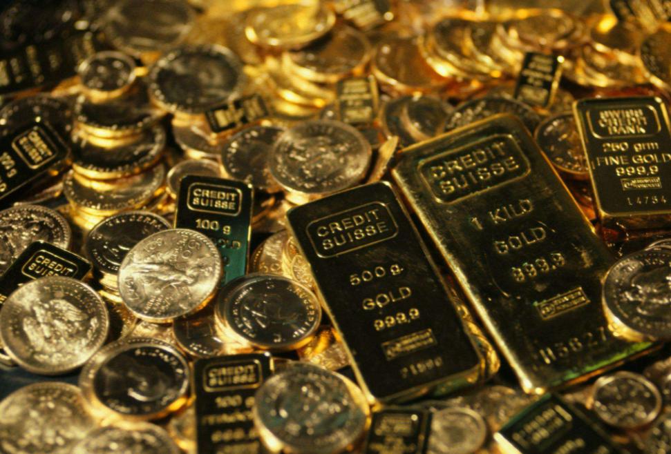 华尔街做空黄金遇到中国大妈采访,中美2024年金融战对黄金价格影响