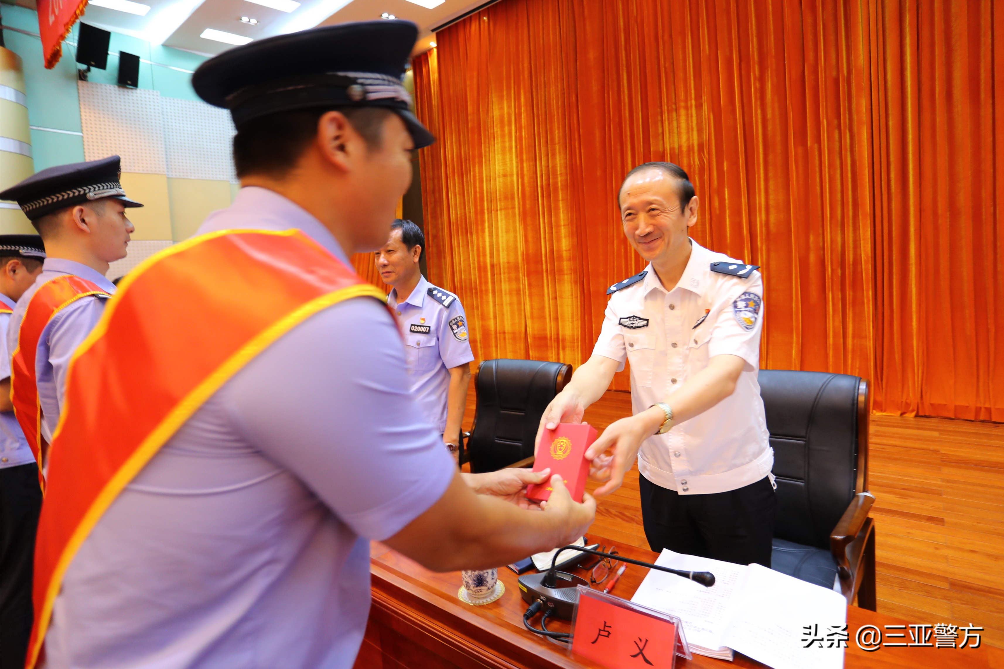 三亚市公安局2018年工作汇报片,三亚市公安局开会视频