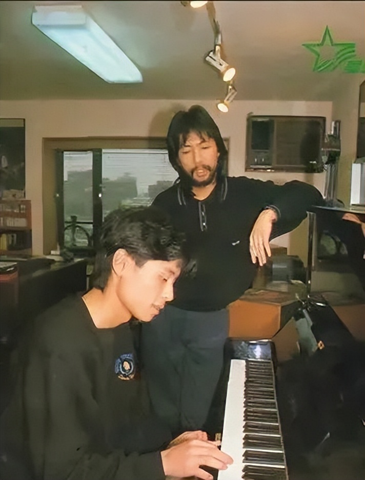 消失的王杰：一代巨星，被谁所害？