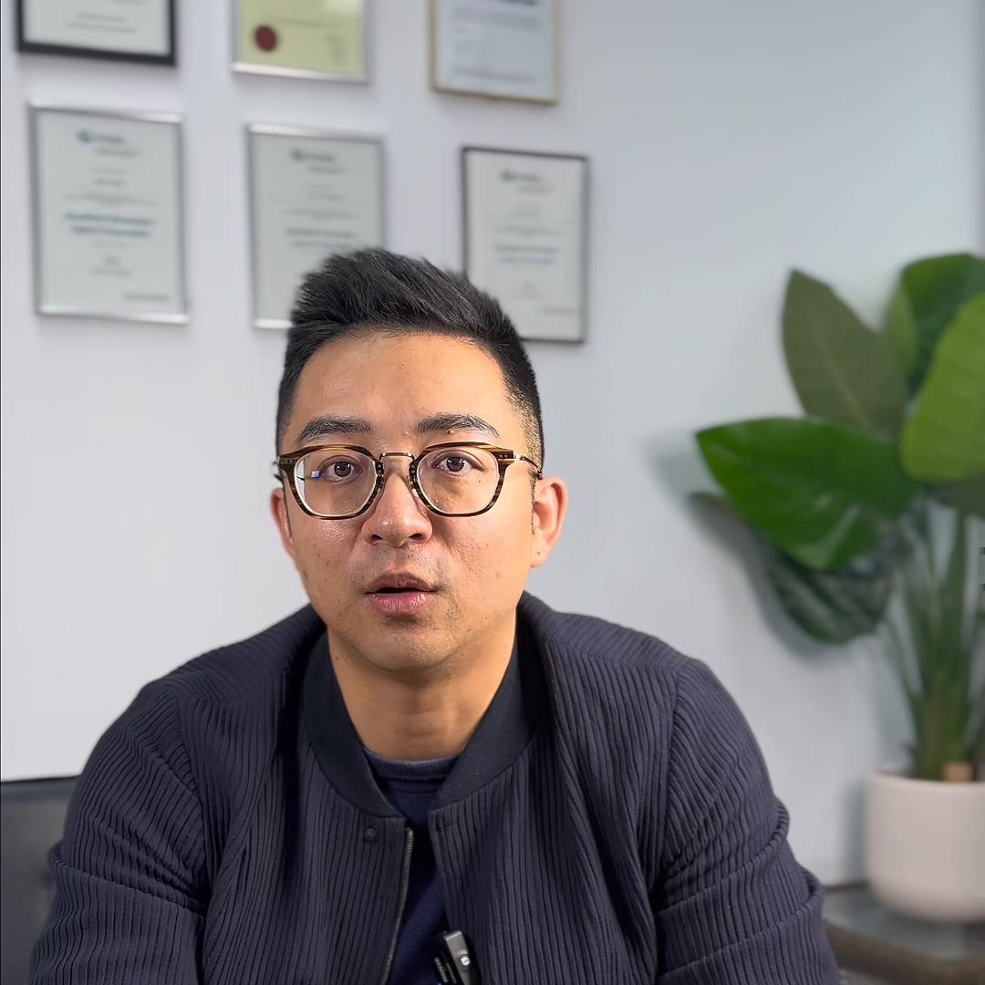 澳洲杨姐最新事件,澳洲小哥野外求生全部视频