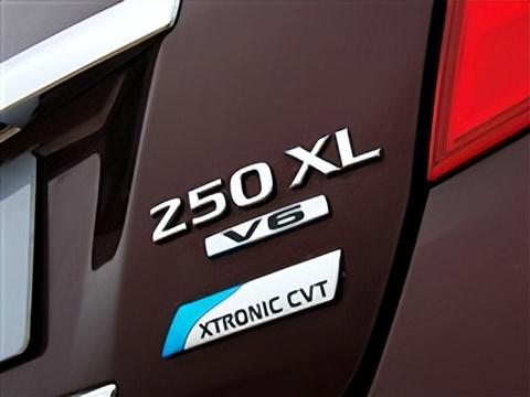 有颗强大心脏评全新日产天籁,日产天籁2021款2.0舒适版测试视频