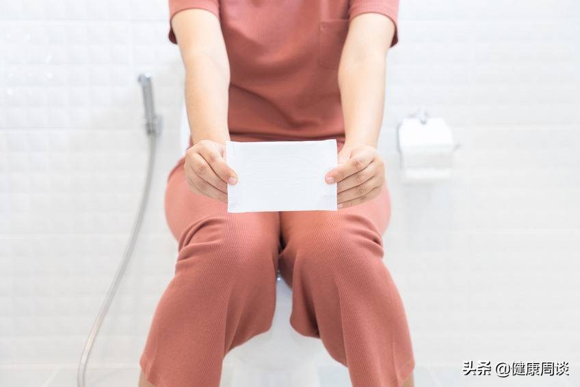 大姨妈迟迟不来有什么问题,月经迟迟不来试纸没怀孕怎么回事