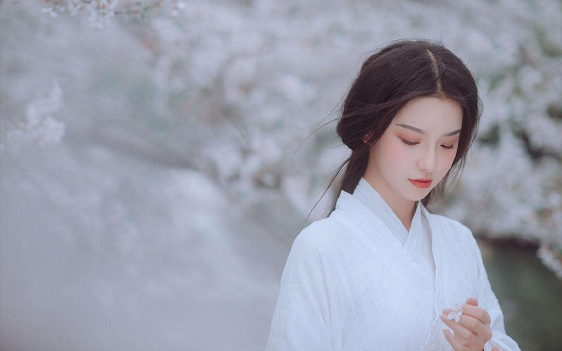 社会在变时间也在变人也在变,社会在变人心也在变