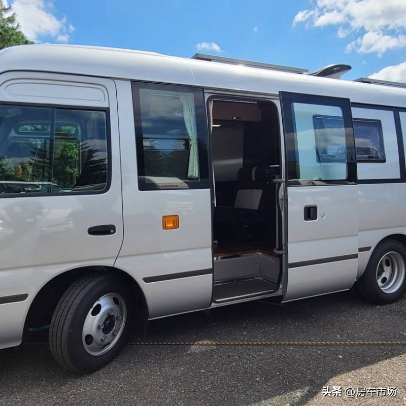 丰田考斯特房车七座2020款多少钱,丰田考斯特柴油房车2019款超豪华