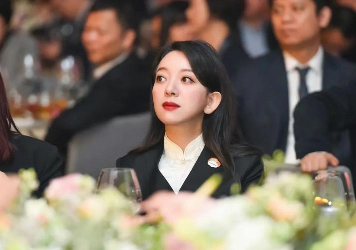 日立掌门人陈丹霞的精彩人生路,陈丹霞深圳市中级人民法院裁定书