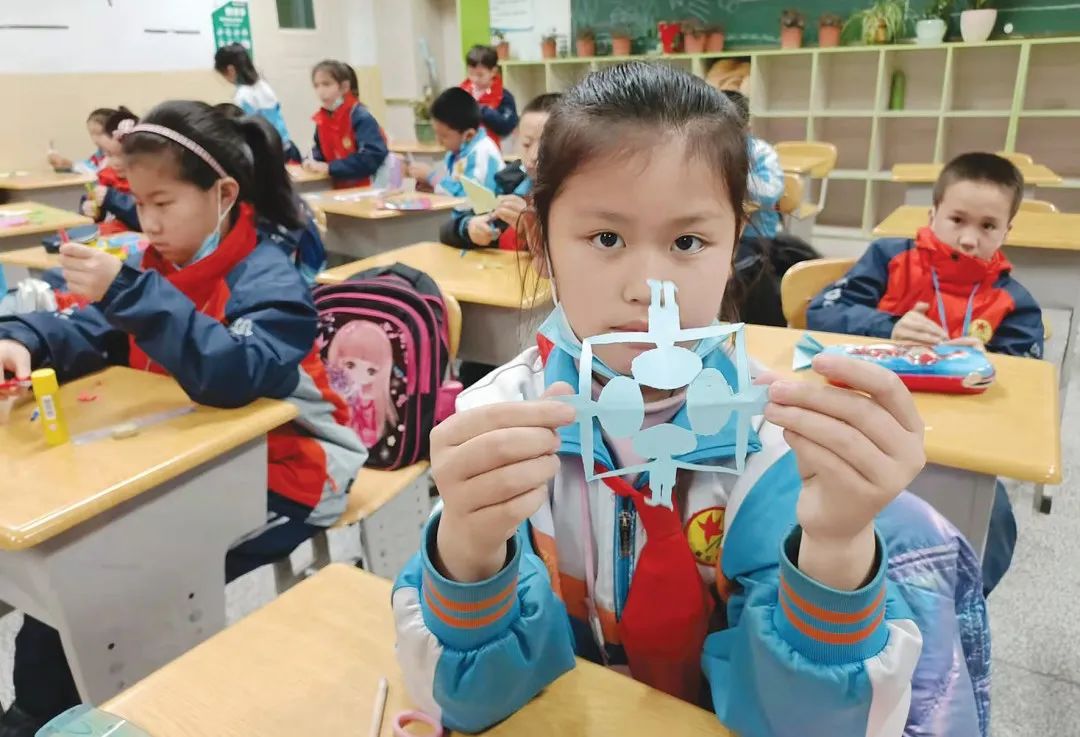 嗨~热依莎，全网超千万人都在听你的歌，你知道吗？