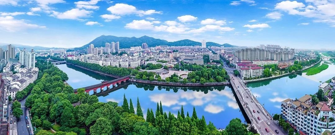 近乡情怯，归来仍是少年！