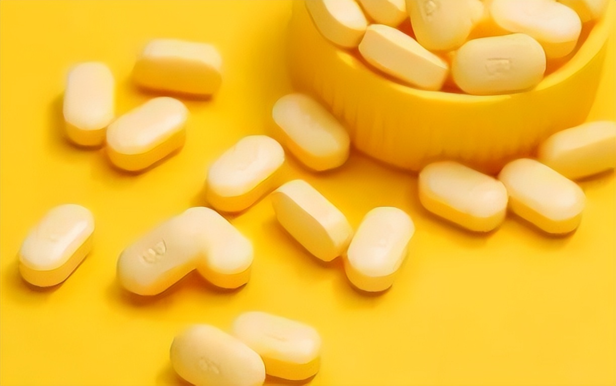 女性45岁以后服用叶酸的好处,女性45岁以后每天服用叶酸会怎样