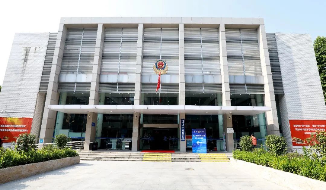 【警事方圆】来一次说走就走的旅行？出入境证件这么办！