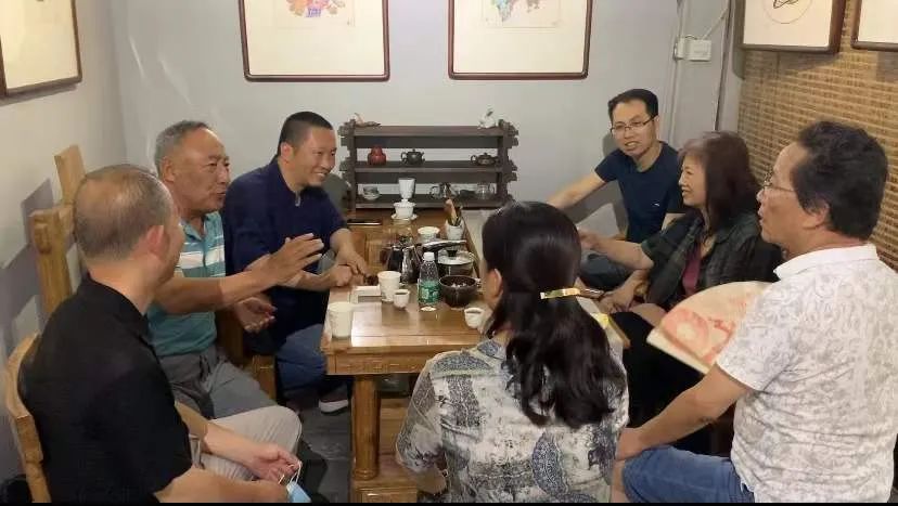 刀情墨趣浓画意诗情厚——安多民“刀情墨趣”艺术展成功举办