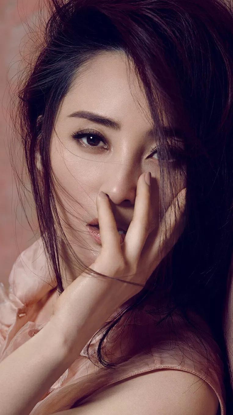 蒋勤勤冷白皮,蒋勤勤是高冷气质吗