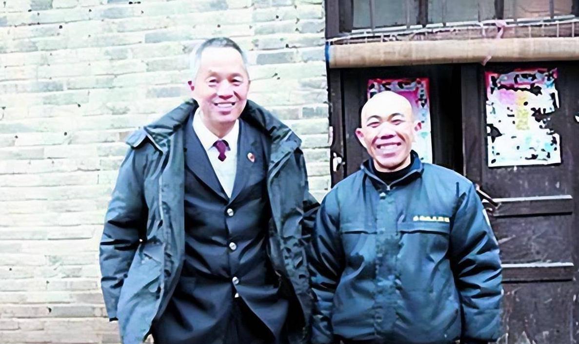 河南农民买绿马甲被判15年后续,农民工买件绿马甲被判刑