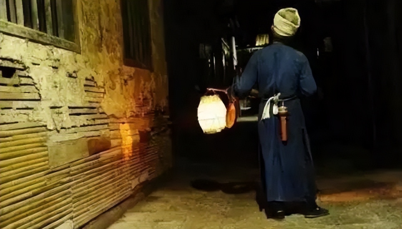 有大智慧的人往往是带有一点傻气,真正有大智慧的人看起来笨