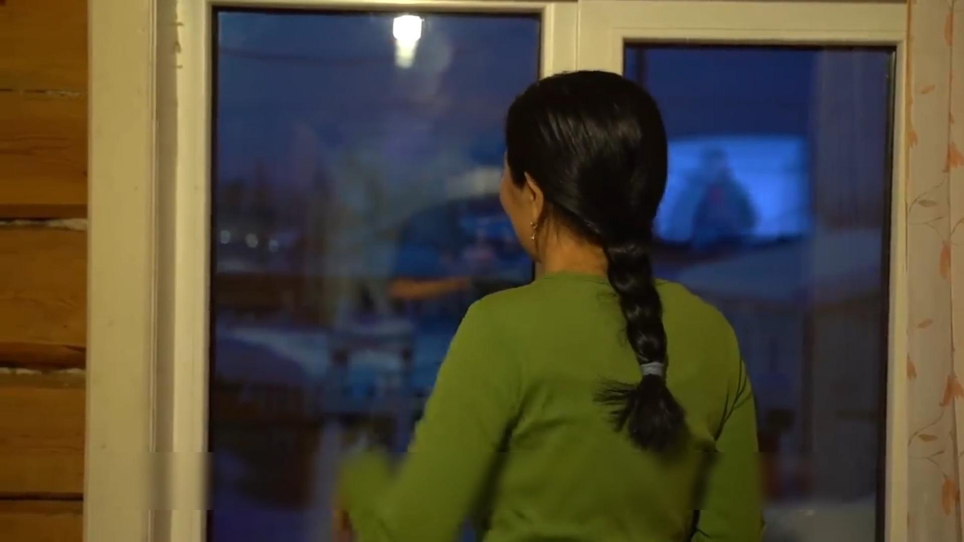 零下71度的俄罗斯雅库特，9岁的男孩怎么自己走路去上学？