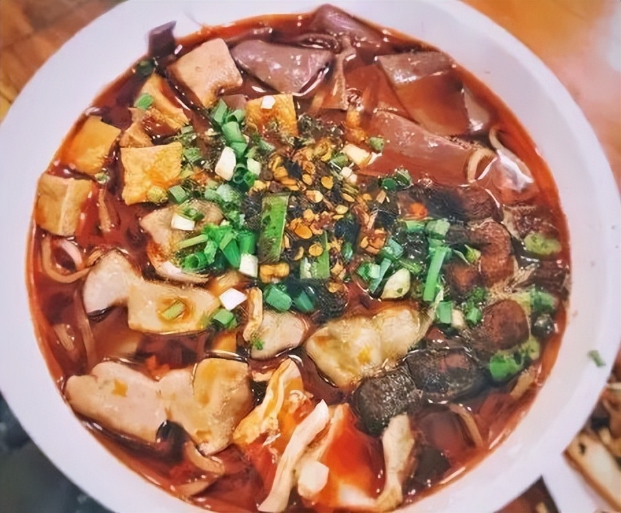 坐着高铁看贵州,贵阳环城快铁看风景