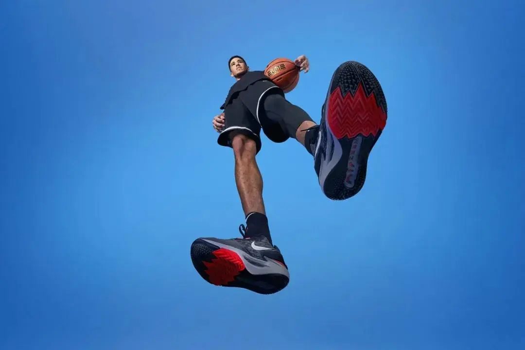 布克为什么没有签名鞋,布克最新签名鞋