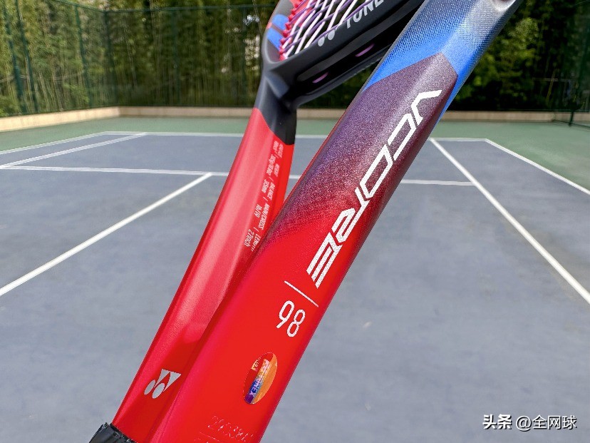yonex2021新拍评测,旋转的艺术羽毛球