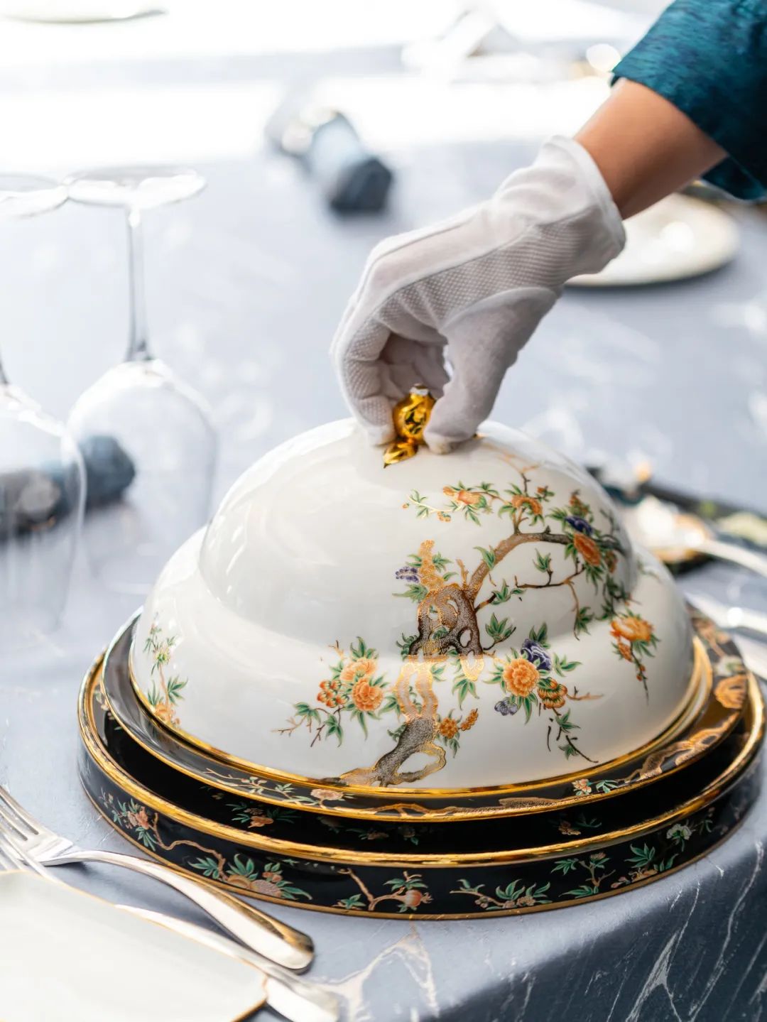 魔都，隐蔽60年的花园酒店，一窗一檐都是故事