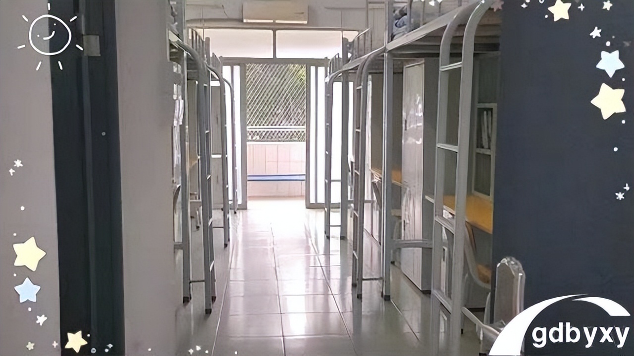 最火的宿舍网红,最早的网红大学生宿舍