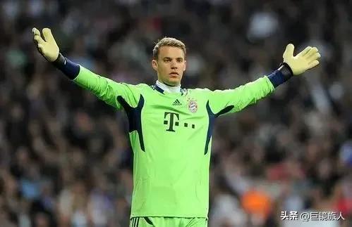 世界杯门将马丁内斯神级扑救,世界第一门将马丁内斯和布冯