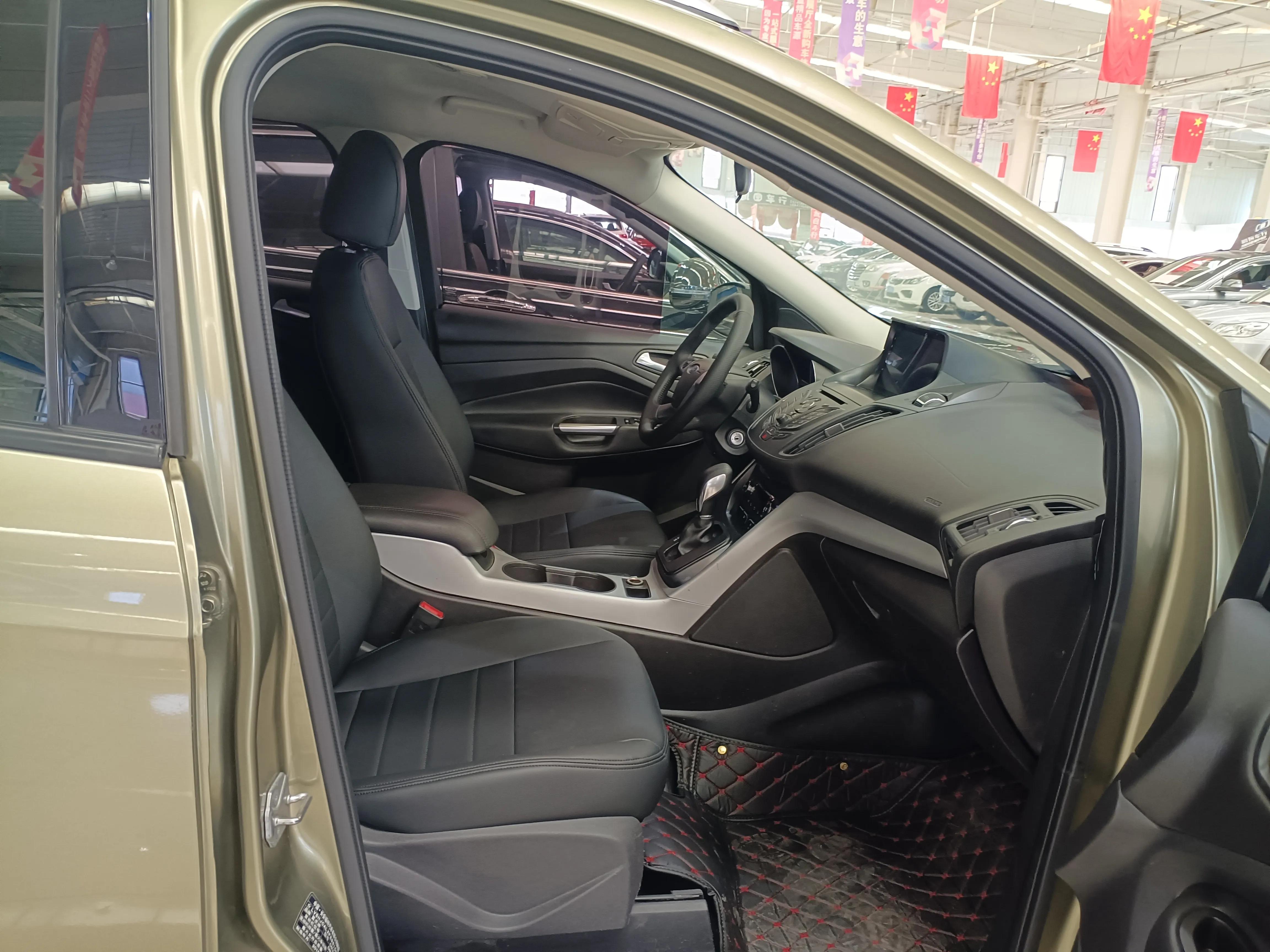 15年福特翼虎口碑,15年福特翼虎2.0t保养灯复位