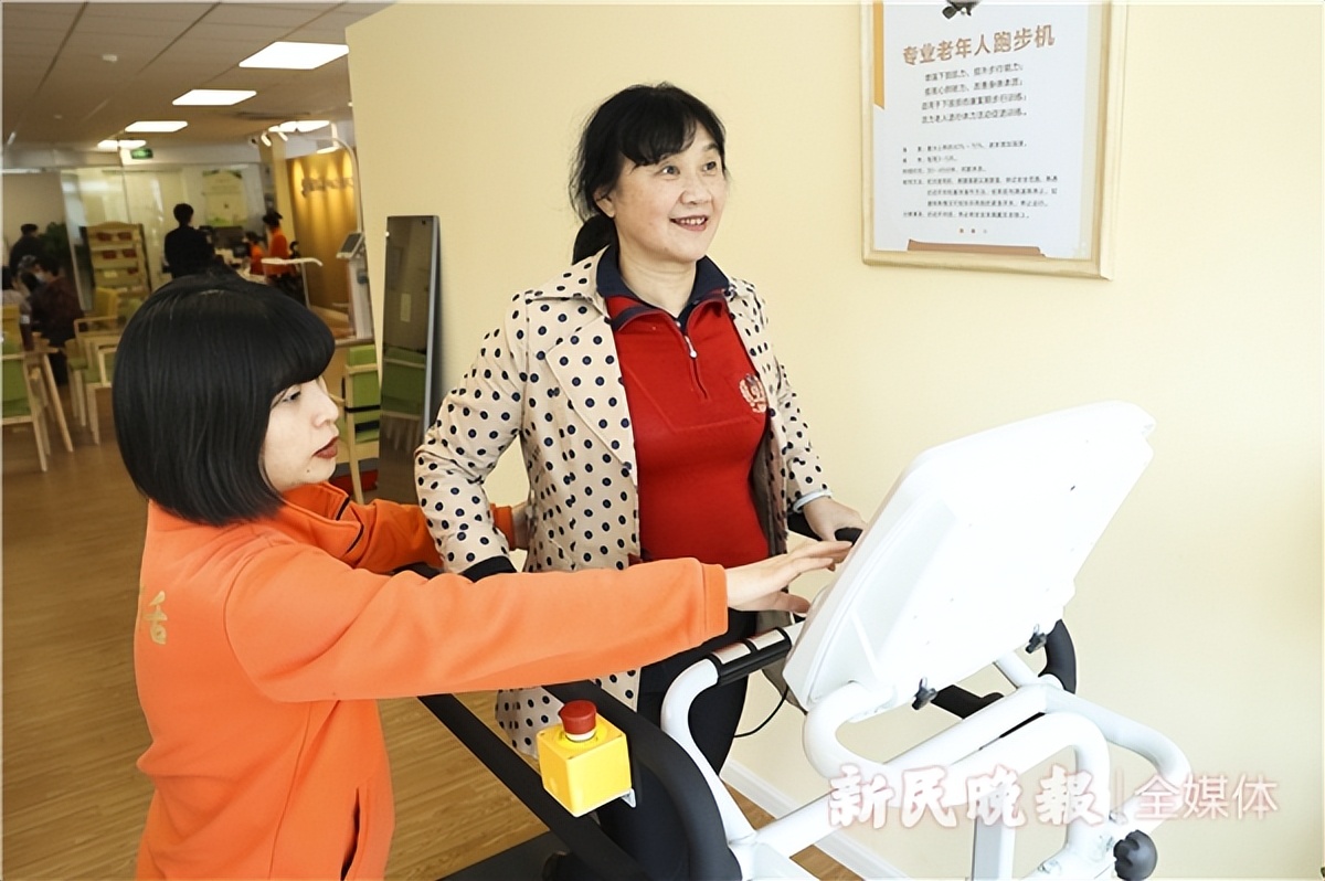 推出老年人的专属健身房,老年人健身指导中心揭牌