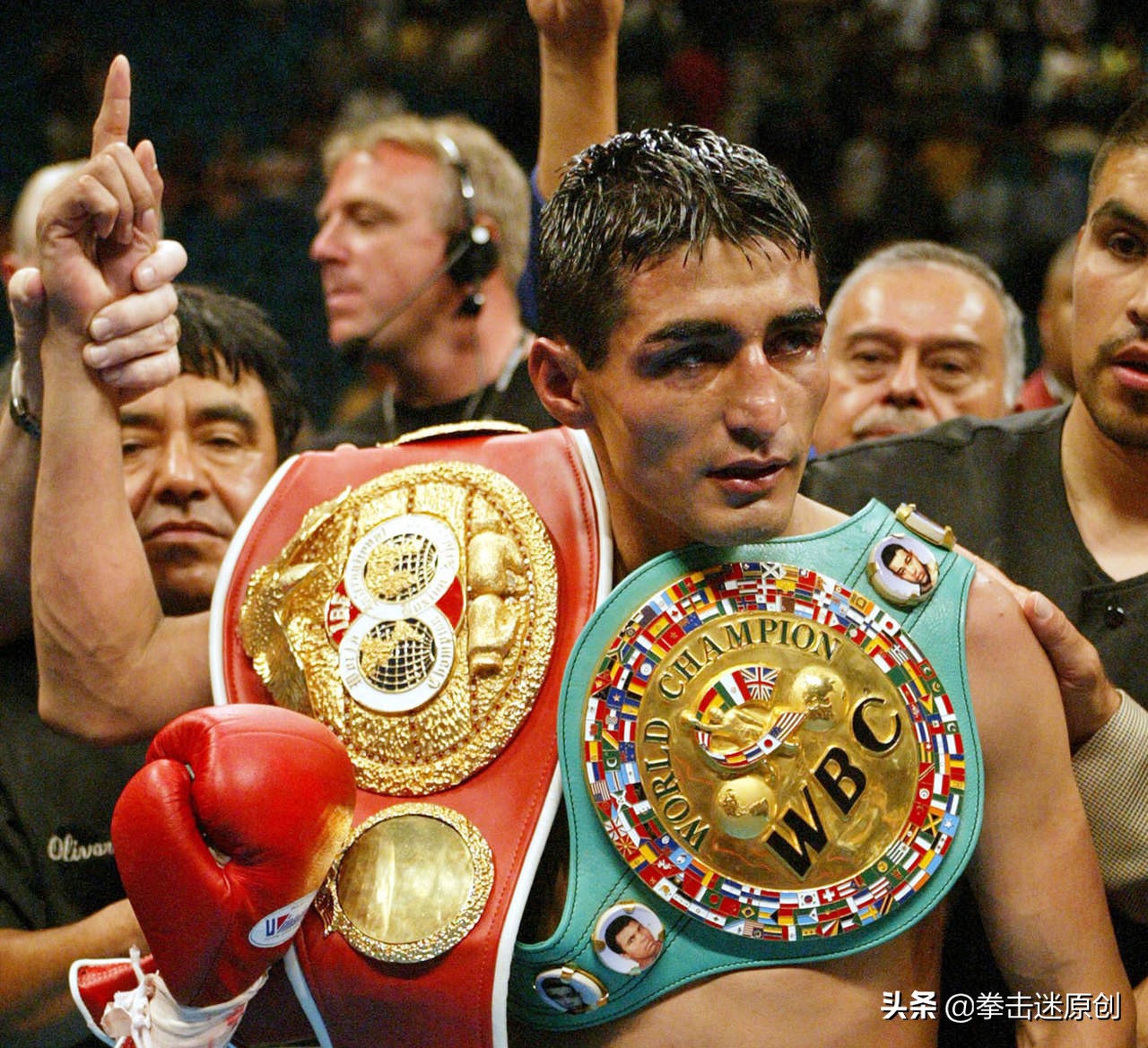 马奎兹vs巴雷拉一番战的比赛,墨西哥最伟大拳王