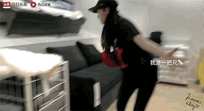 欧阳娜娜的潮牌浴袍,欧阳娜娜品牌浴袍998元一件